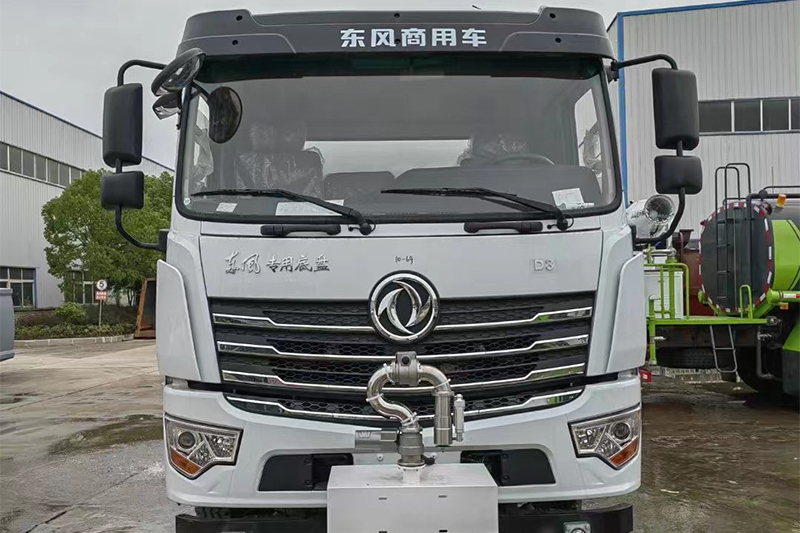 东风D3洒水车（12方）